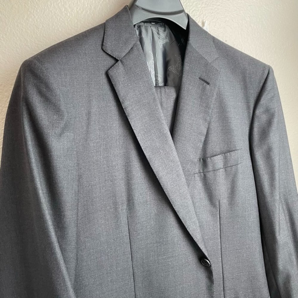 BRIONI COLOSSEO / PHI 44R 36” Two-Piece Suit 100% Wool Italy Charcoal Dark Grey